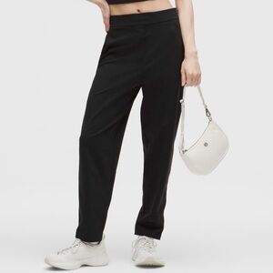 Lululemon,Daydrift High-Rise Tapered
Trouser Regular